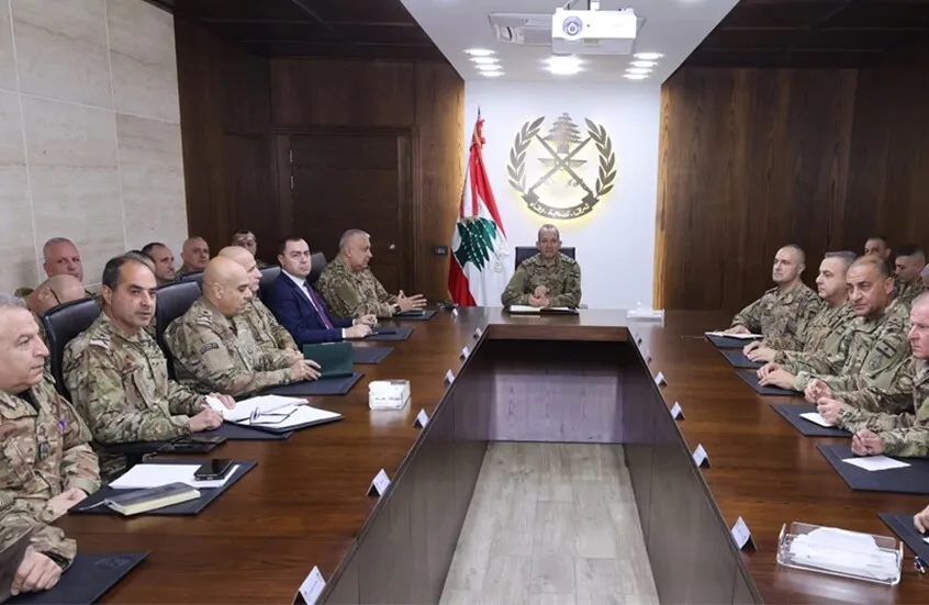 خلال اجتماع استثنائي.. قائد الجيش اللبناني يكشف تفاصيل مثيرة عن عملية الإنزال الإسرائيلية بالنبي شيت